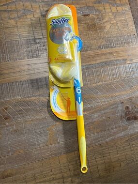 Swiffer Yellow Extendable Heavy Duty Duster
